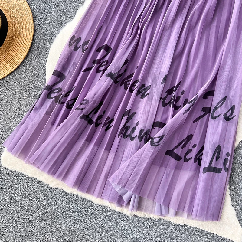 Тюлевая Милая Плиссированная юбка для женщин с Корейским буквенным принтом, Универсальная длинная юбка Миди из сетки с высокой талией, Женская Осень 2023 г. - 3