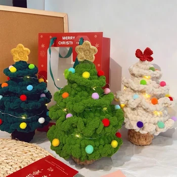 Маленькая вязаная крючком Рождественская елка, Милое украшение для рождественской елки, Рождественские елки со светодиодной лампой, подарок для гостей, принадлежности для вечеринок.